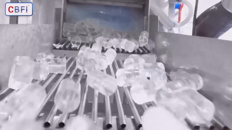 เครื่องทำน้ำแข็งหลอดขนาด 30 ตัน พร้อมปลายตัดแบนในสเปน