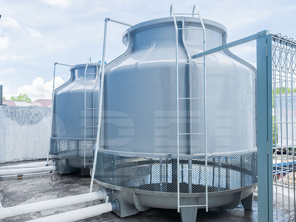 เครื่องทำน้ำแข็งบล็อกระบบทำความเย็นตรง ขนาด 15 ตัน จำนวน 2 เครื่อง สำหรับลูกค้าในประเทศอินโดนีเซีย